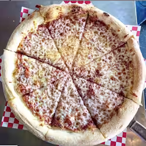 600 Degrees Pizzeria & Drafthouse signature dishes The Mary Ann PizzaThe Carnivore PizzaThe Godfather Pizza